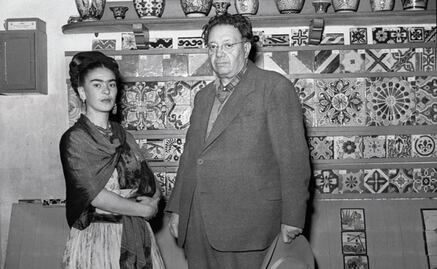 Frida Kahlo and Diego Rivera exhibition arrives in St. Petersburg