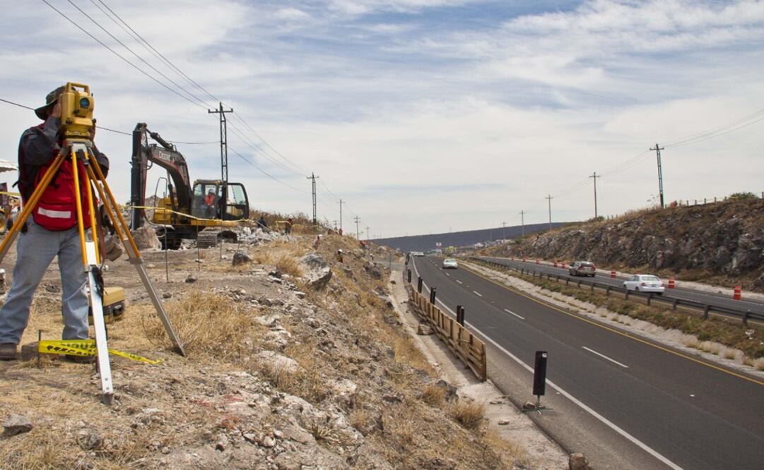 Acciones de ICA caen 13.83% en la BMV