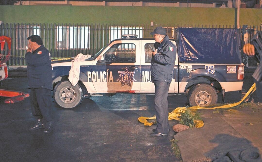 Antes de que policías puedan infraccionar a conductores, la determinación tendrá que publicarse en la Gaceta de Gobierno. Foto: ARCHIVO EL UNIVERSAL