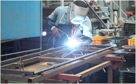 Confianza empresarial en México sigue deteriorándose; liga cuatro meses a la baja en abril