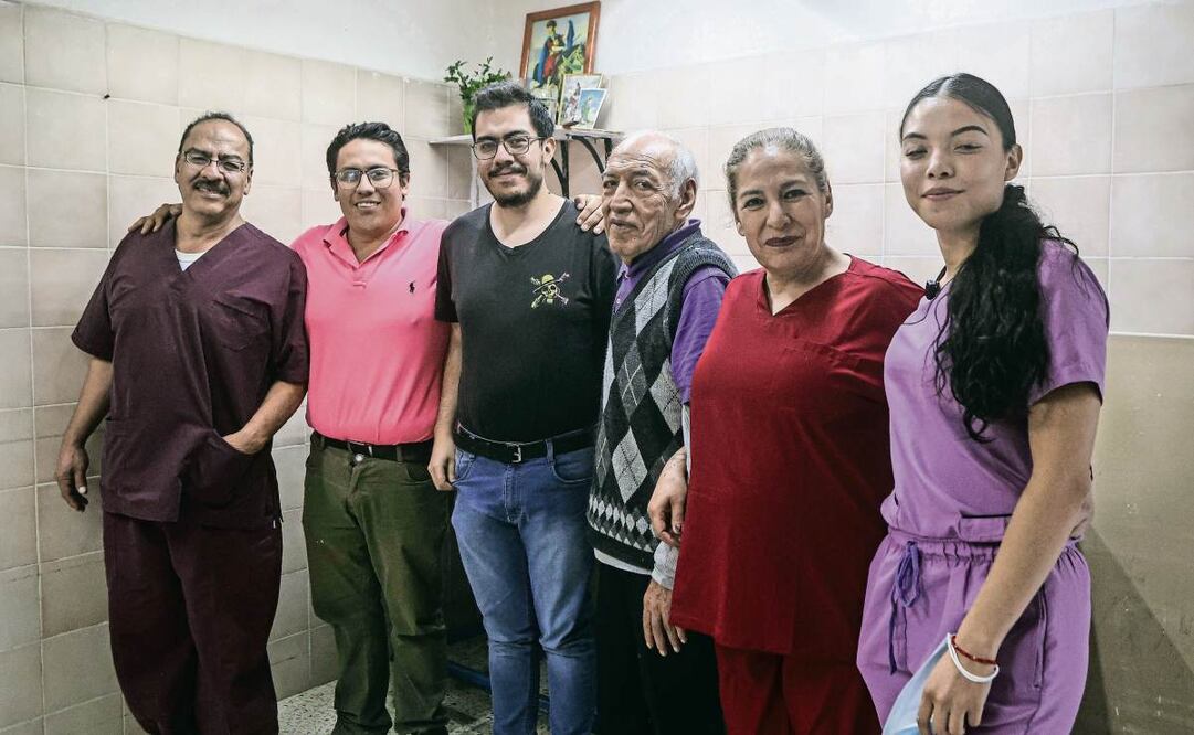 La familia Franco se dedica a embalsamar cadáveres desde hace tres décadas. Foto: Gabriel Pano / EL UNIVERSAL