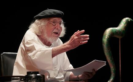 Ernesto Cardenal convive a sus 92 años en Facebook