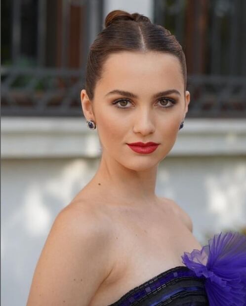 El chongo alto de Martha Debayle es ideal para el invierno