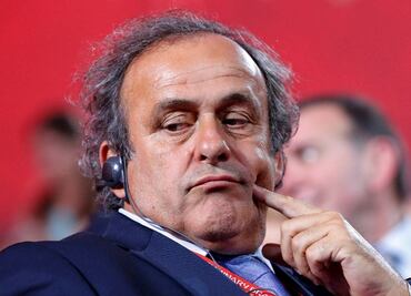 Platini critica "lentitud" de la FIFA