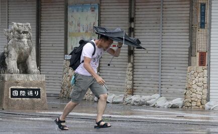 Suman 4 muertos y más de 100 heridos por paso del tifón Shanshan en Japón
