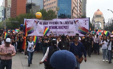 Al ritmo de Luis Miguel, marcha gay exige respeto a la diversidad