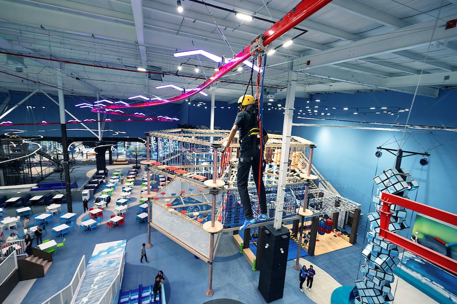 Artik Snow Park recibe a sus visitantes con escenarios helados, ideales para fotos y aventuras navideñas. Foto: Artik