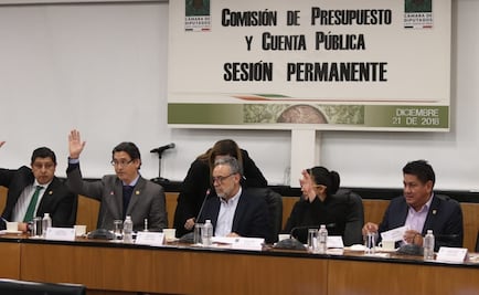 Reinicia tarde debate sobre presupuesto por presencia de manifestantes en San Lázaro