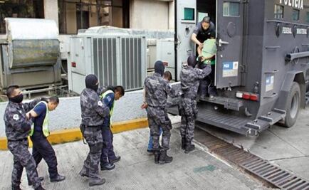 Mexico and US exchange fugitives as part of joint extradition effort