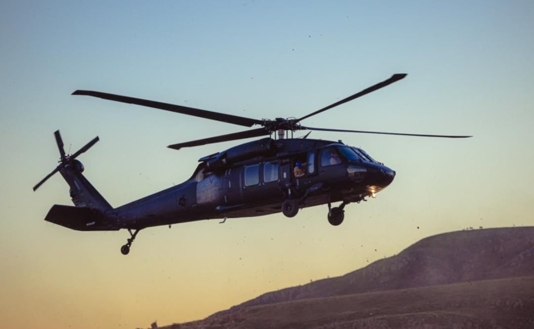 Helicóptero artillado Black Hawk de Estados Unidos que se utilizará para combatir al crimen organizado. (5/11/24)  Foto: Especial 