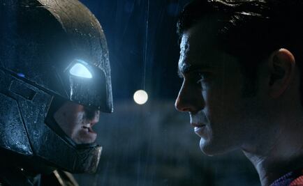 "Batman v Superman" recaudó menos de lo esperado