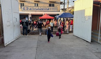 "Nos informaron del filtro, pero no llegó nada"; directivos denuncian falta de insumos contra sarampión en escuelas en Neza y Chimalhuacán