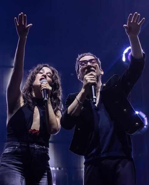 León Larregui y Ximena Sariñana. Foto: Lulú Urdapilleta.