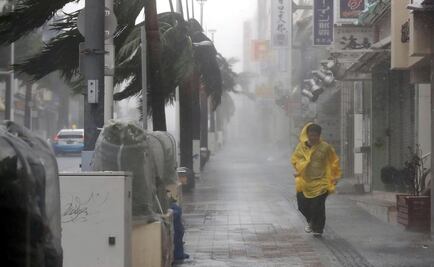 Typhoon Trami drenches Japan