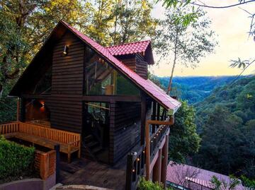 Cabañas Tejería: escapada romántica a un bosque de niebla