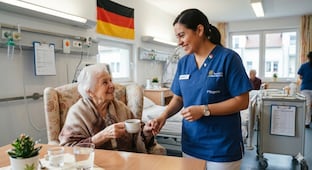 Hay trabajo para mexicanos en Alemania: Buscan enfermeros para adultos mayores y pagan $42,300 