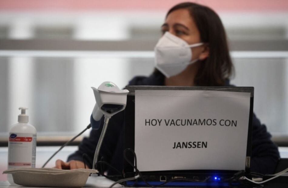 Las vacunas y su relación con coágulos de sangre, un lío aún sin desentrañar