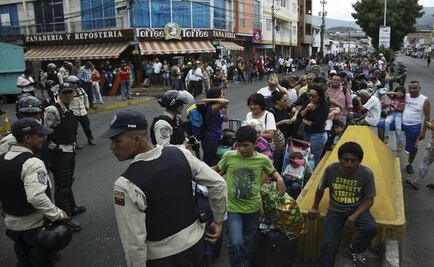 Deporta Venezuela a 394 colombianos tras conflicto fronterizo