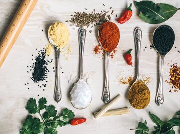 Hierbas y flores: el toque mágico en la cocina mexicana