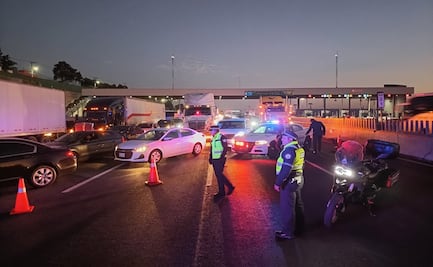 Transportistas bloquean autopista México-Pachuca; reclaman adeudos en el proyecto del Tren Maya