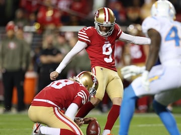 49ers se imponen a los Chargers y se preparan para partido en México