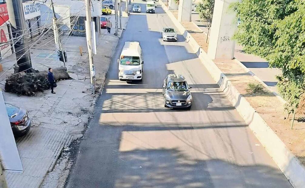 A la empresa privada que se encargaba de la rehabilitación de la vialidad se le retiró el contrato. Foto: Gisela González Granados / EL UNIVERSAL