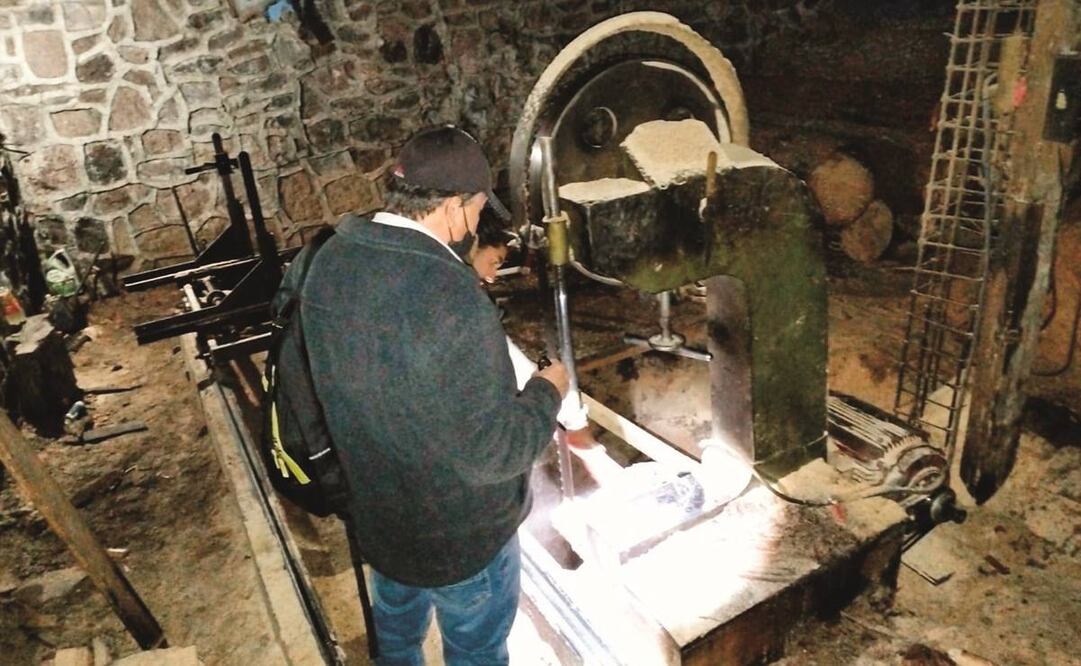 En el lugar se encontraron 13 rollos de madera ya procesada, madera en polín, una torre aserrío, entre otros. Foto: Especial.