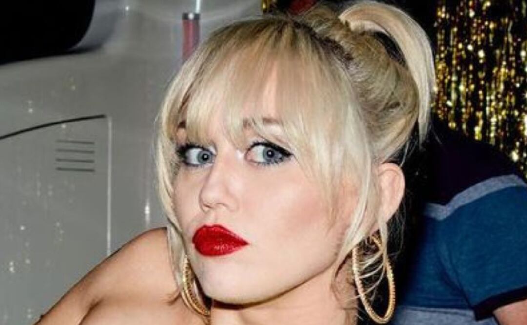 Miley, posando. Fuente: Instagram @mileycyrus