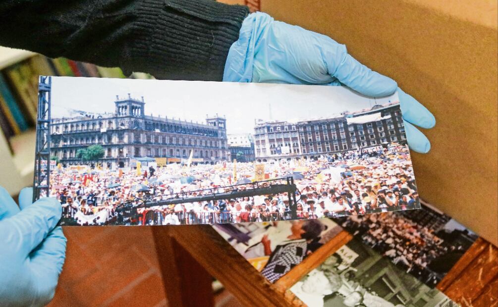 Fotografía de un mitín del partido en el 2000, año en que el PRD tomó aún mayor fuerza en la Ciudad de México. Foto: Axel Sánchez/ EL UNIVERSAL
