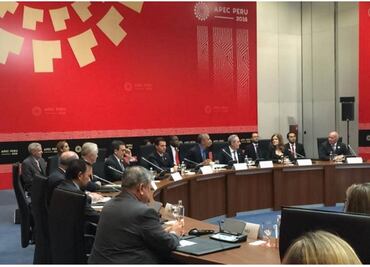 Asia-Pacific summit closes with call to work for free trade