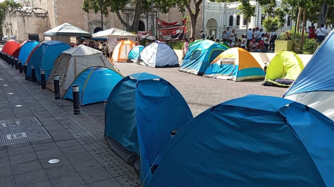 Docentes que se encuentran en paro laboral en Yucatán (27/05/2025). Foto: Especial