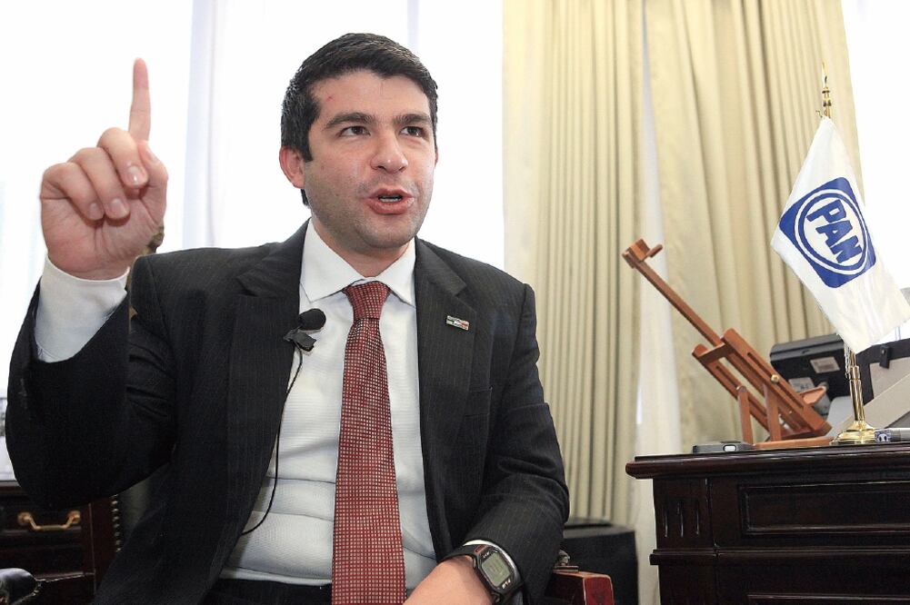 Mauricio Tabe explicó que respeta las aspiraciones de Luege Tamargo y que las decisiones las toman los órganos internos de Acción Nacional (ARCHIVO EL UNIVERSAL)