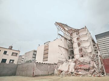 Permanece sin revisiones edificio de Zapata 56, acusan