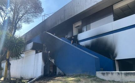 Controlan incendio en Fiscalía de Investigación de la Gustavo A Madero; documentos importantes no resultaron dañados