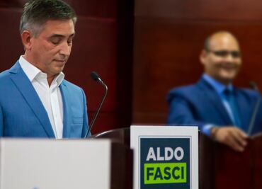 Aldo Fasci abandona debate en Monterrey en protesta