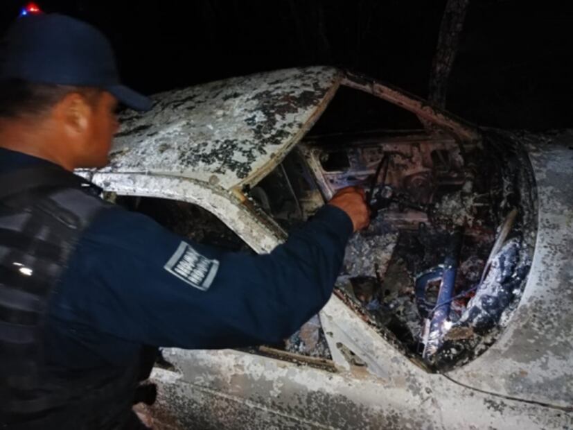 Edil de Juchitán sufre atentado; calcinan su vehículo 