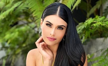 Kristal Silva luce fascinante minivestido con brillos y plumas