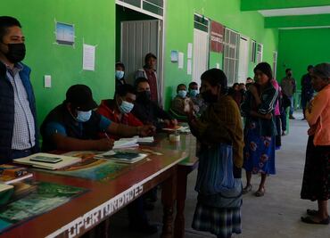 Por primera vez, mujeres logran votar en elección local de Ocotequila, Guerrero