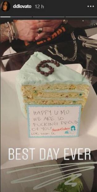 Demi Lovato celebra seis meses de sobriedad  