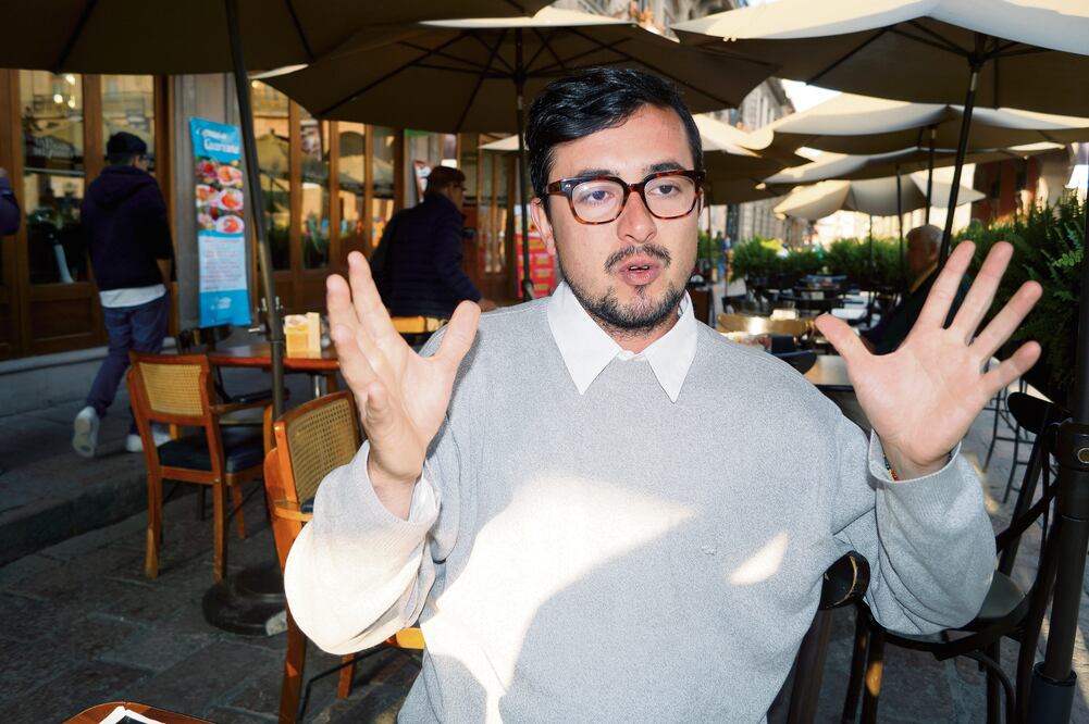 David Reyes Medrano, de 31 años, es activista social y dirige la plataforma política ciudadana Ganemos (XÓCHITL ÁLVAREZ. EL UNIVERSAL)