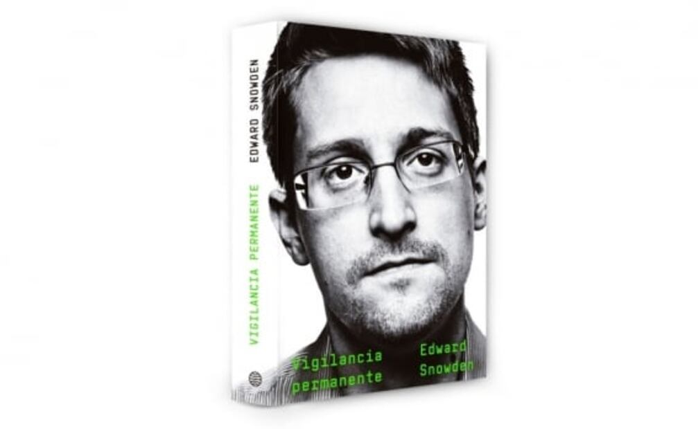 Más de 20 editoriales publicarán memorias de Edward Snowden