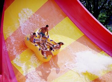 ¿Cuánto cuesta ir a Six Flags Hurricane Harbor, en Oaxtepec?