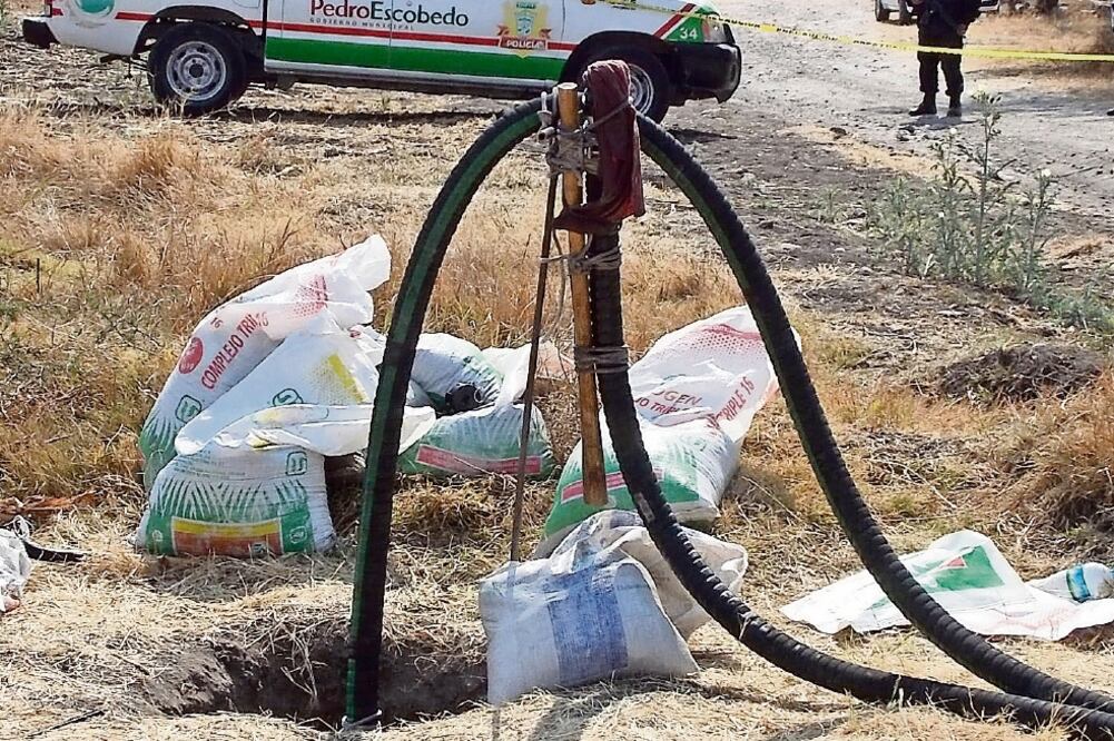 Delito. Según datos de Petróleos Mexicanos, 2018 inició con récord de tomas ilegales: hubo mil 64 en enero, contra 828 durante el mismo mes del año pasado (ARCHIVO EL UNIVERSAL)