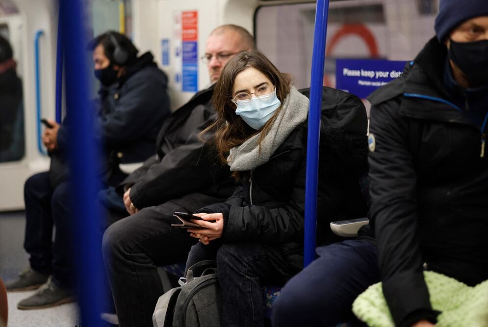 Variante Ómicron fue detectada, por primera vez, en Sudáfrica. Foto: AFP / Tolga Akmen