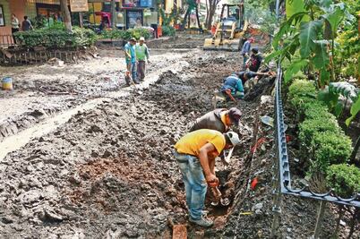 Lluvia retrasa los trabajos de remozamiento en Zona Rosa