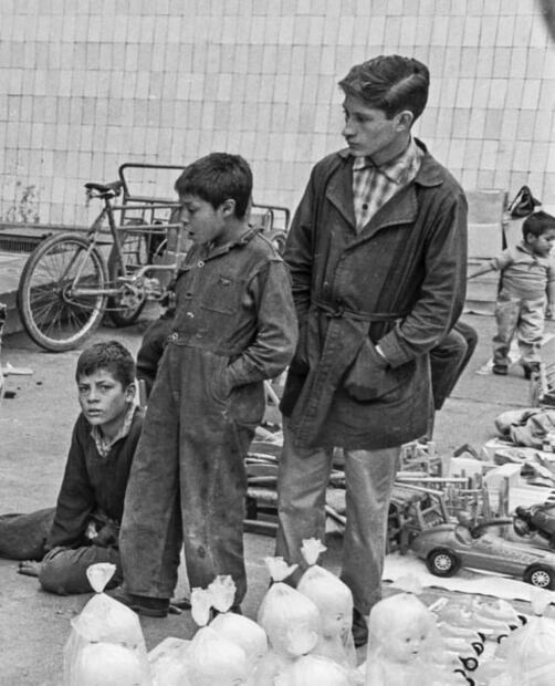 Cuando la ropa se heredaba entre familiares