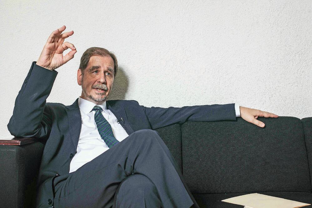 "Que se investigue bien qué es lo que pasa y se aclare; el PRD debe actuar con transparencia" Agustín Basave, diputado federal y aspirante a dirigir al PRD (ARCHIVO. EL UNIVERSAL)