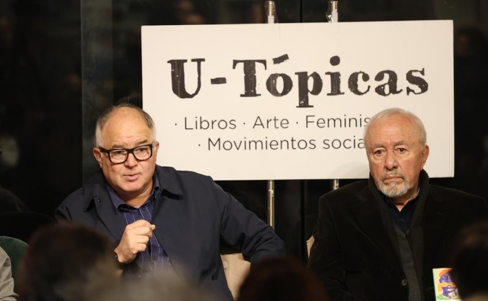Presentación de libro "Cállense. Los nuevos rostros de la censura", en U-Tópicas en Coyoacán. Participaron Héctor de Mauleón, Humberto Mussachio, Gabriela Warkentin y María de Vecchi. Foto: Valente Rosas/ EL UNIVERSAL