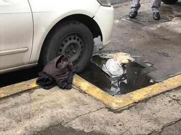 Una mujer disparó y mató a 2 hombres en Plaza Artz: policía capitalina