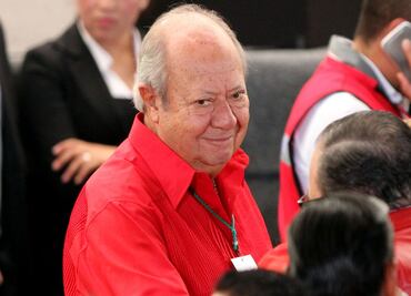 Pemex pays Romero Deschamps and his family $700,000 every month